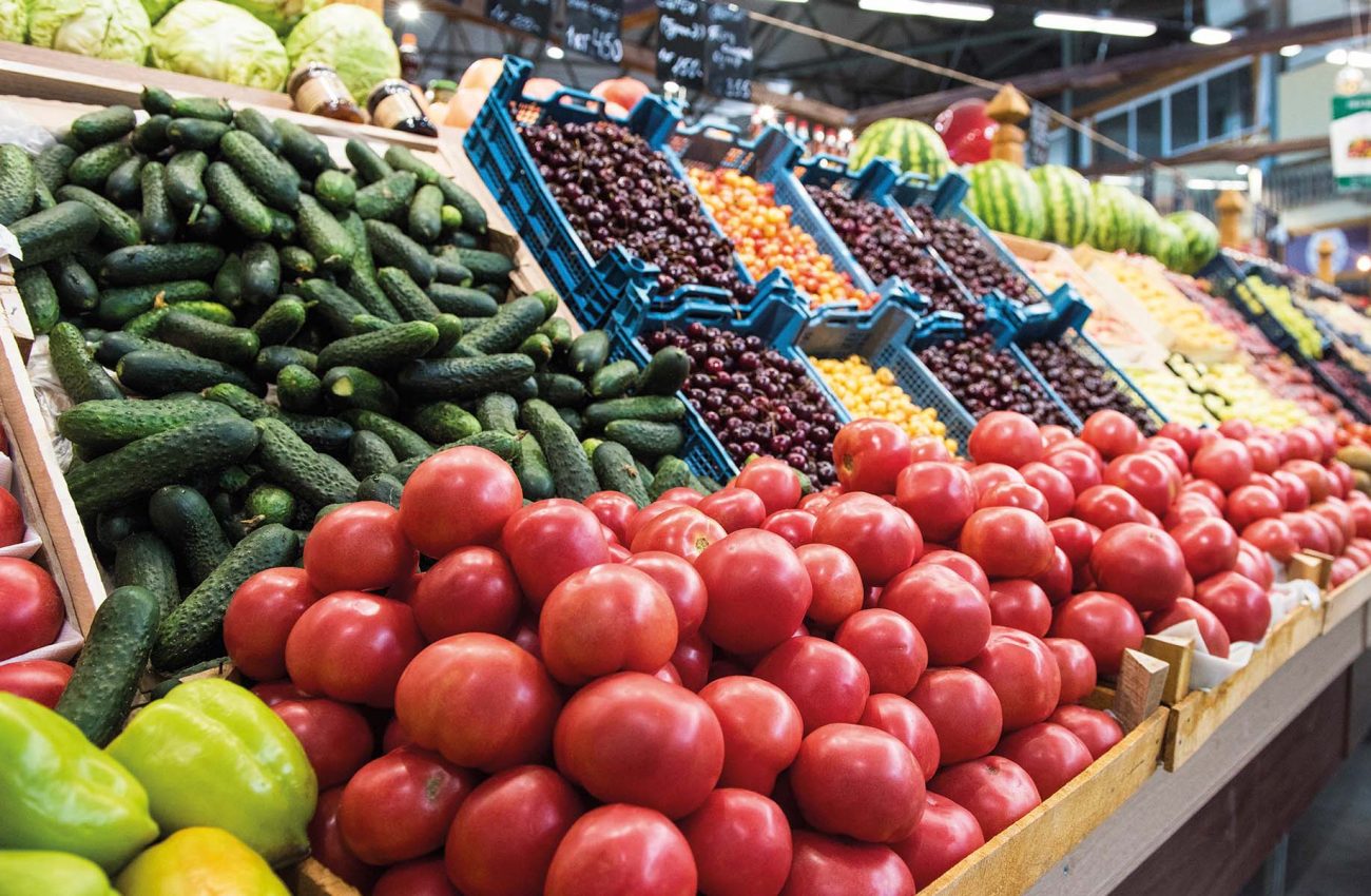 Vegetable farmer market counter